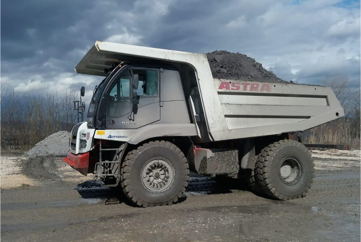 Exploatări de Carieră de Suprafață și Materiale pentru Construcții 34 servicii-autosenna-deva-reciclare-materiale-nisip